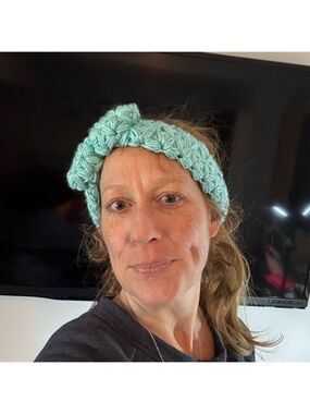 *NWT* HANDMADE Jasmine Stitch Bow Headband